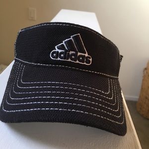 🖤☁️BLACK & WHITE LINED Adidas Visor🕊🎱